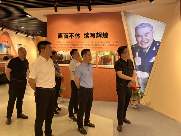 ���]�����F(tu��n)�h֧���_չ�����Ļ�������(sh��)�����(d��ng) (1)_����.jpg