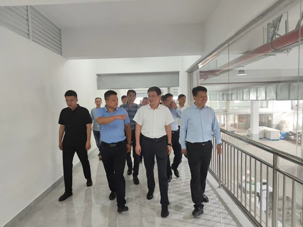 �R���(zh��n)�h������F(tu��n)��(l��i)���]�����F(tu��n)�{(di��o)�п��� (1)_����.jpg