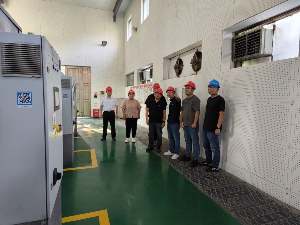 ������˾�_(k��i)չ��(gu��)�c��(ji��)ǰ��ȫ���a(ch��n)�z����(d��ng) (1).jpg